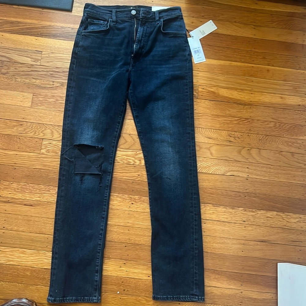 Brand New Dark Wash ( 7 FOR ALL MANKIND) with tags originally $228!!